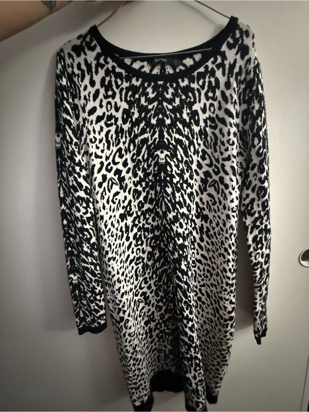 Black & White Animal Print Long Sleeve Dress